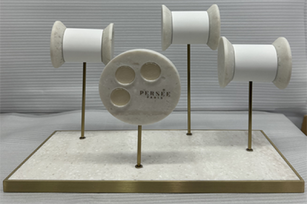 Persée,Metal and marble jewelry rack